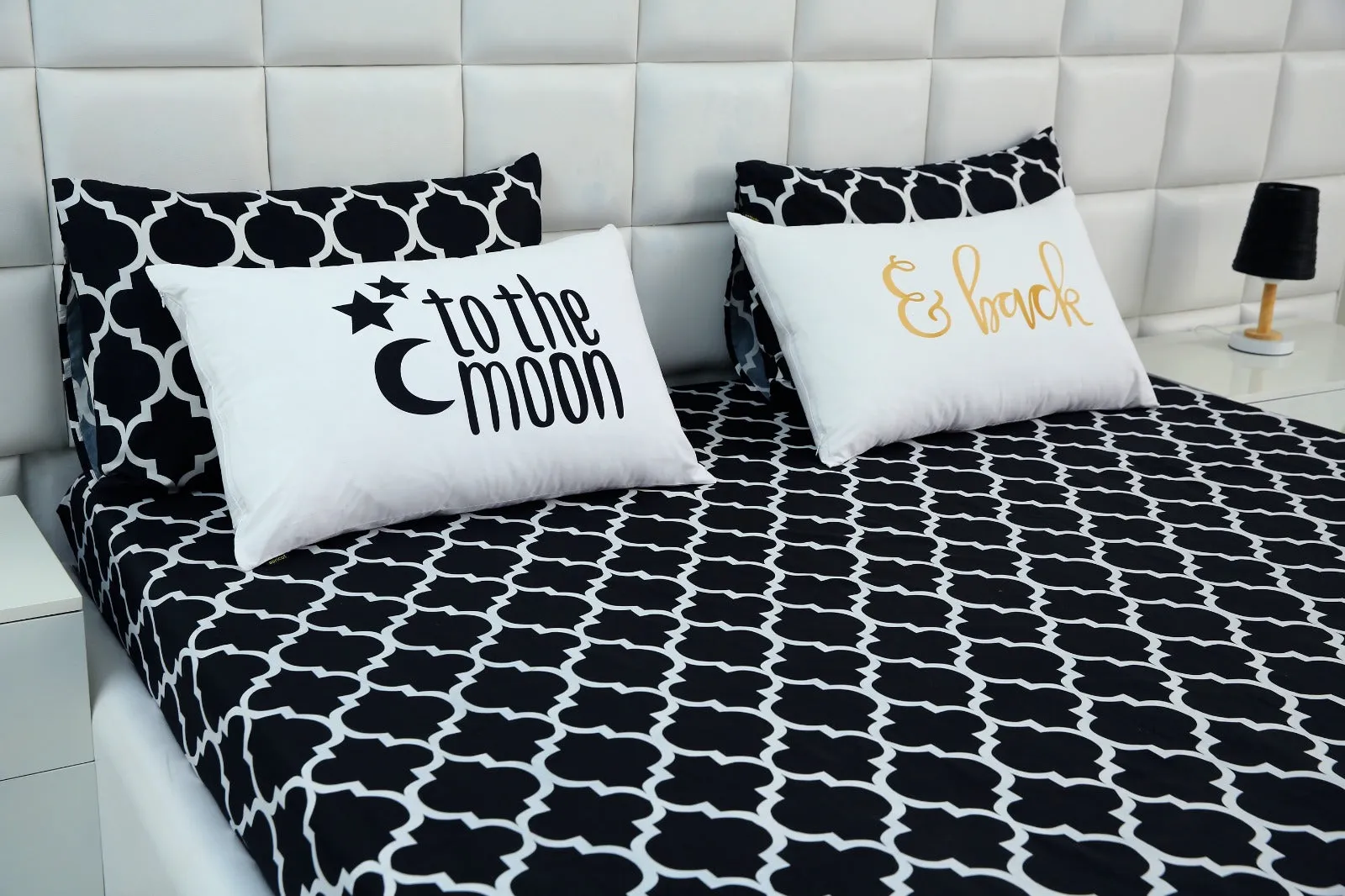 5 PCs Fitted Bed Sheet With Text Pillows-Couple Set CS05