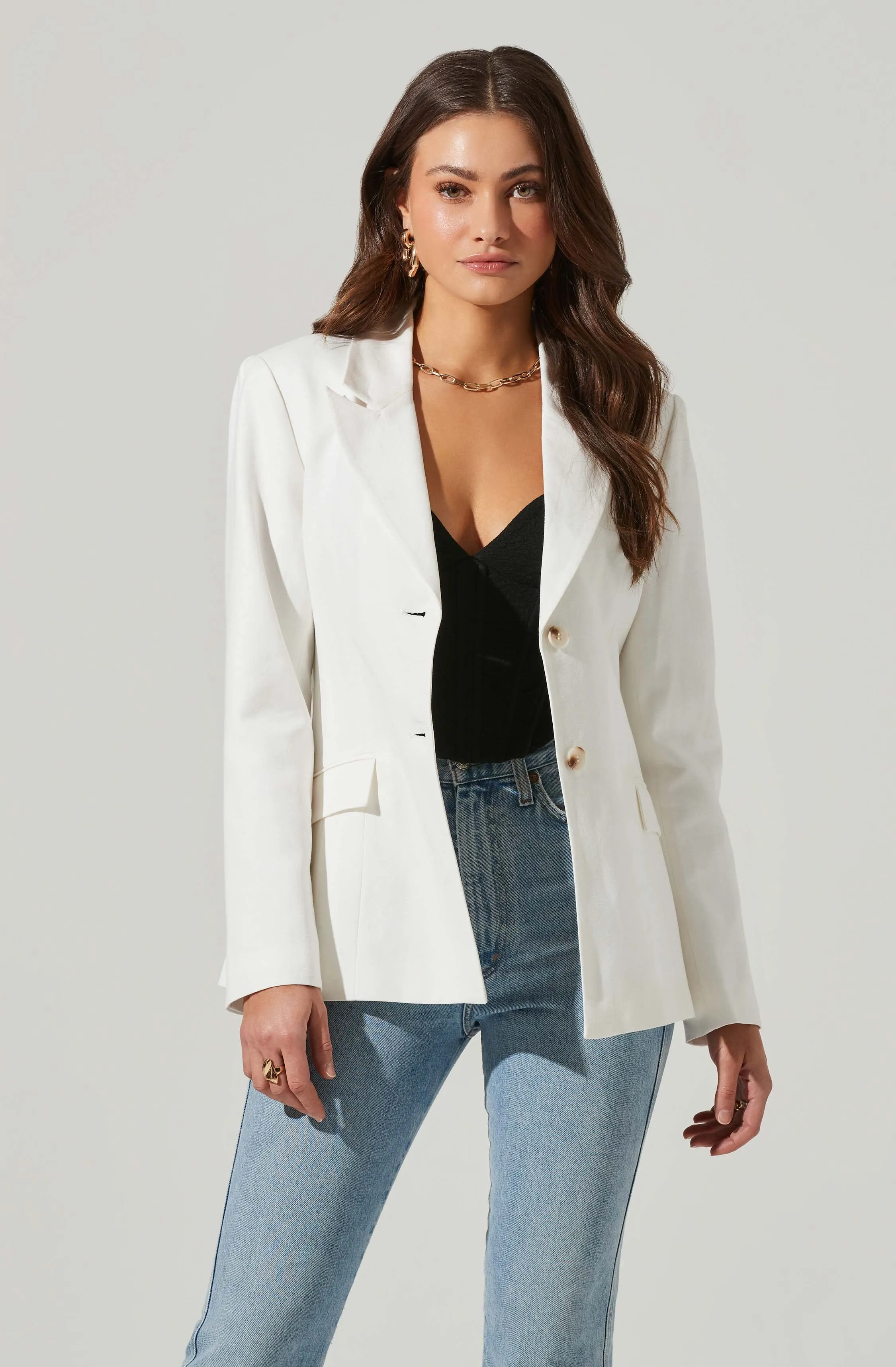 Fitted Buttoned Blazer