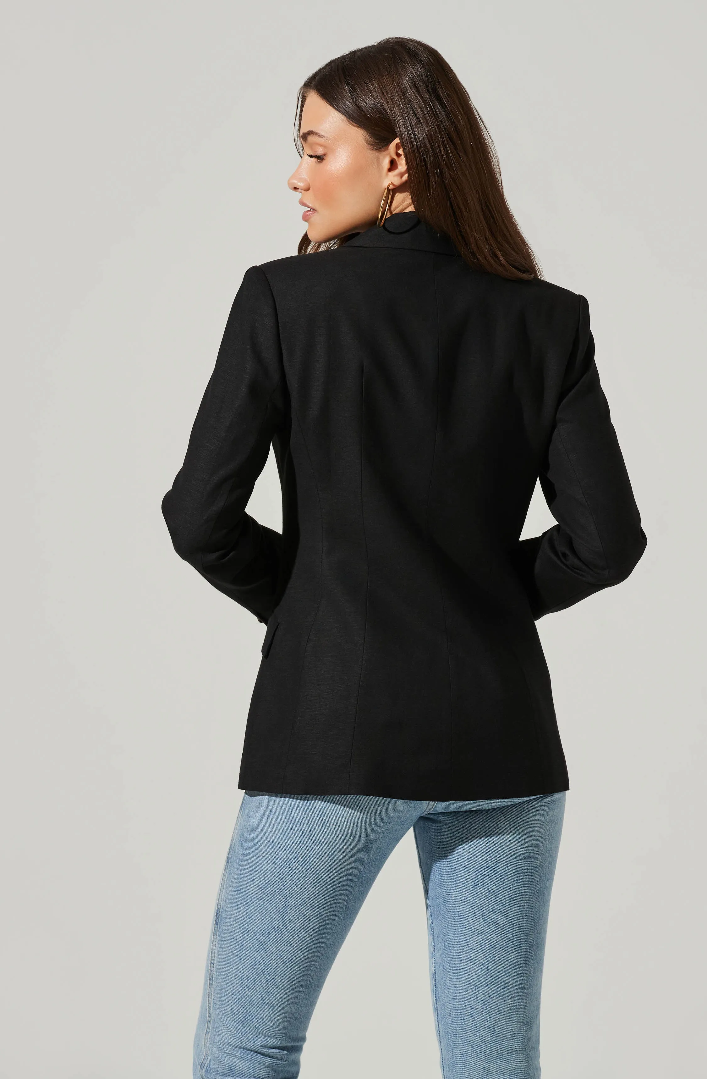 Fitted Buttoned Blazer