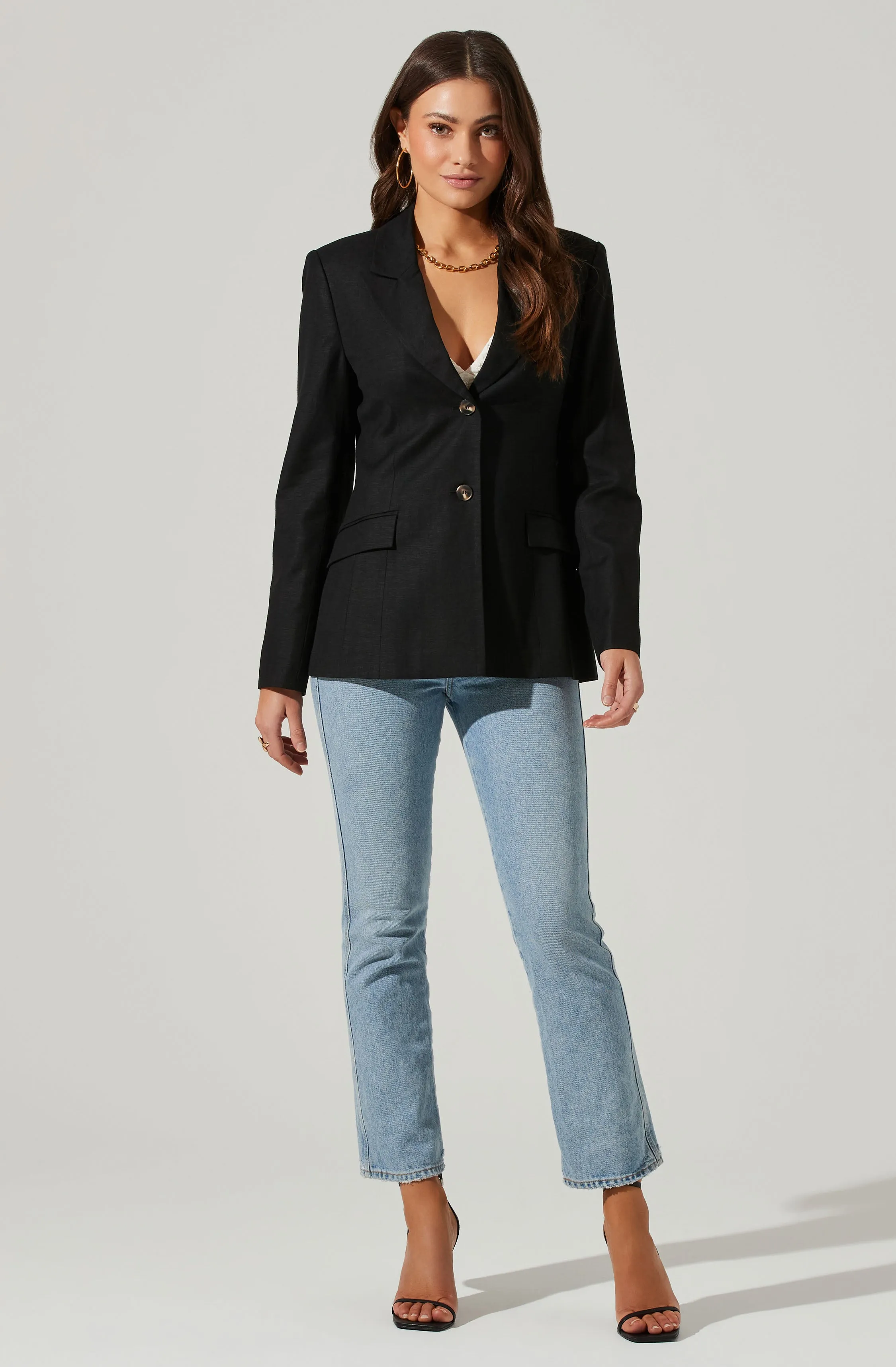 Fitted Buttoned Blazer