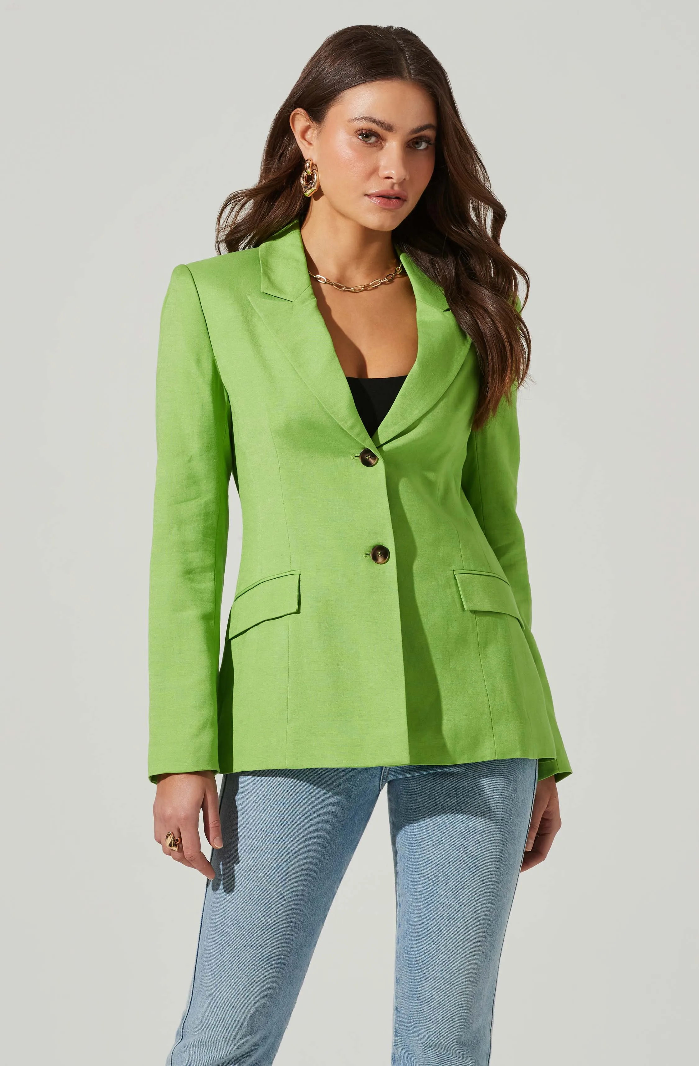 Fitted Buttoned Blazer