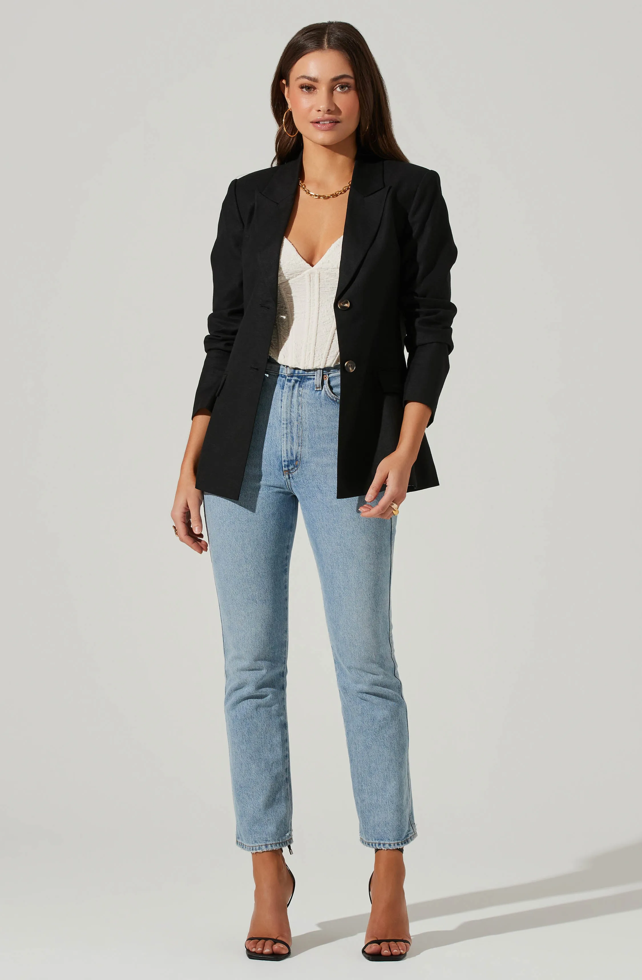 Fitted Buttoned Blazer