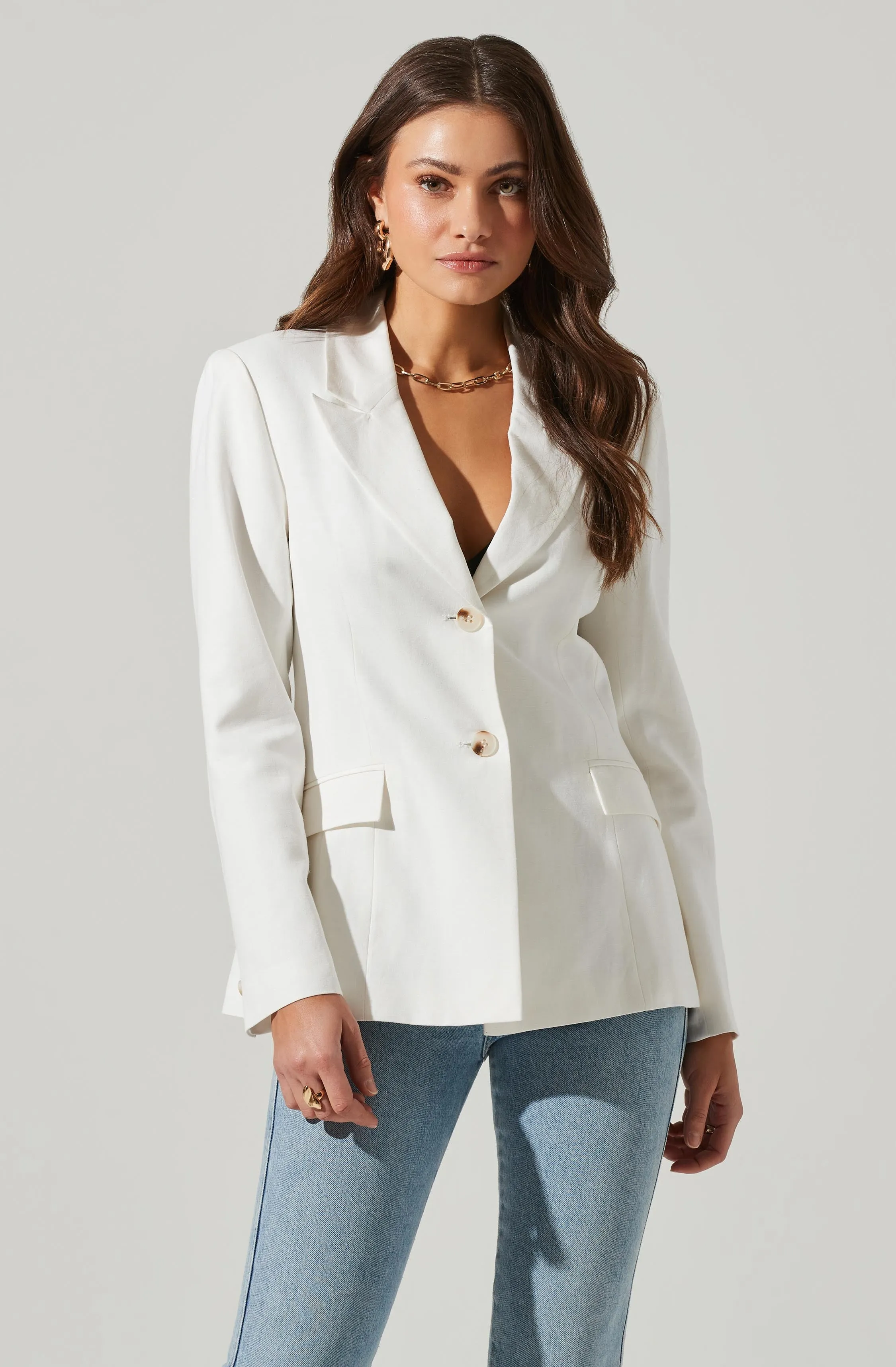 Fitted Buttoned Blazer