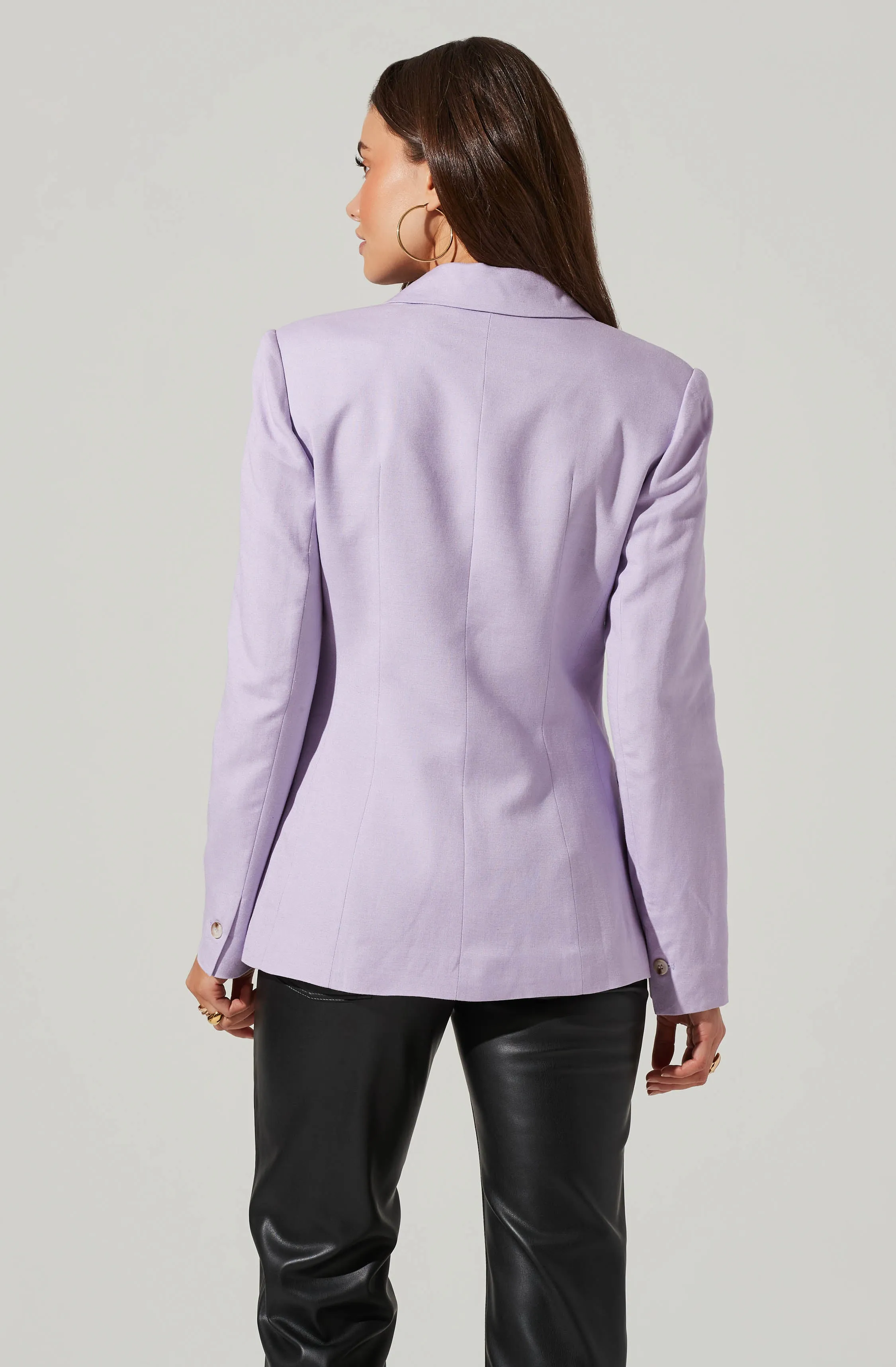 Fitted Buttoned Blazer