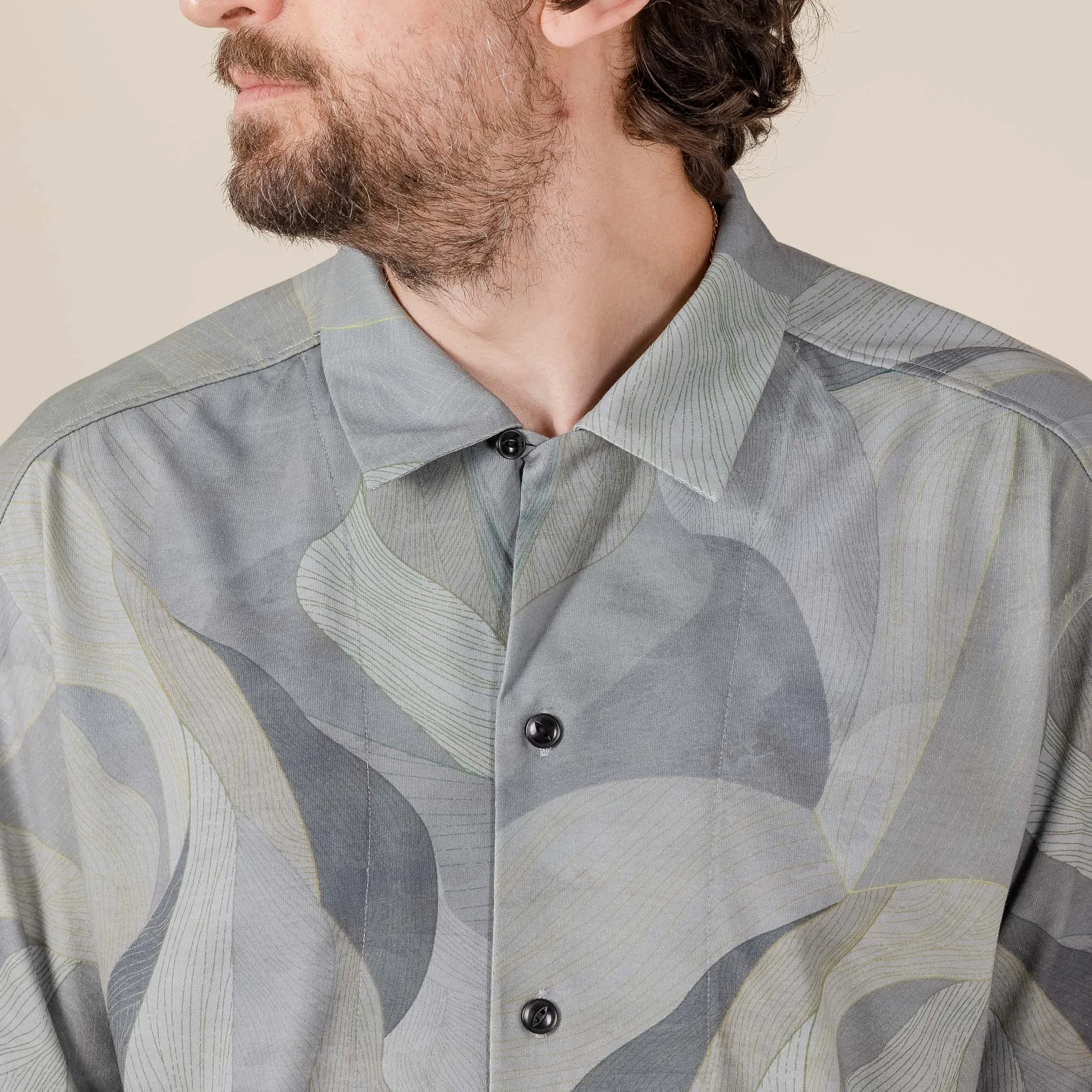 Norbit by Hiroshi Nozawa - Aloha Shirt Art Camo - Grey