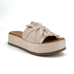 The Knotted Flatform Slide Sandal in Silver Beige