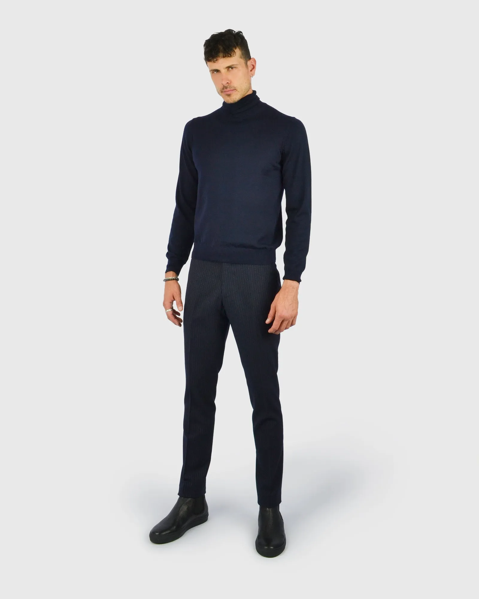 VISCONTI W23R NAVY WOOL ROLL NECK / POLO NECK